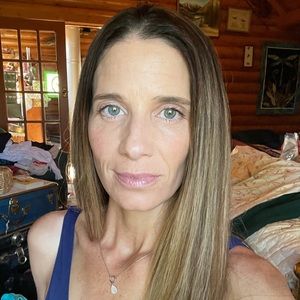 Meet your Posher, Sherrie